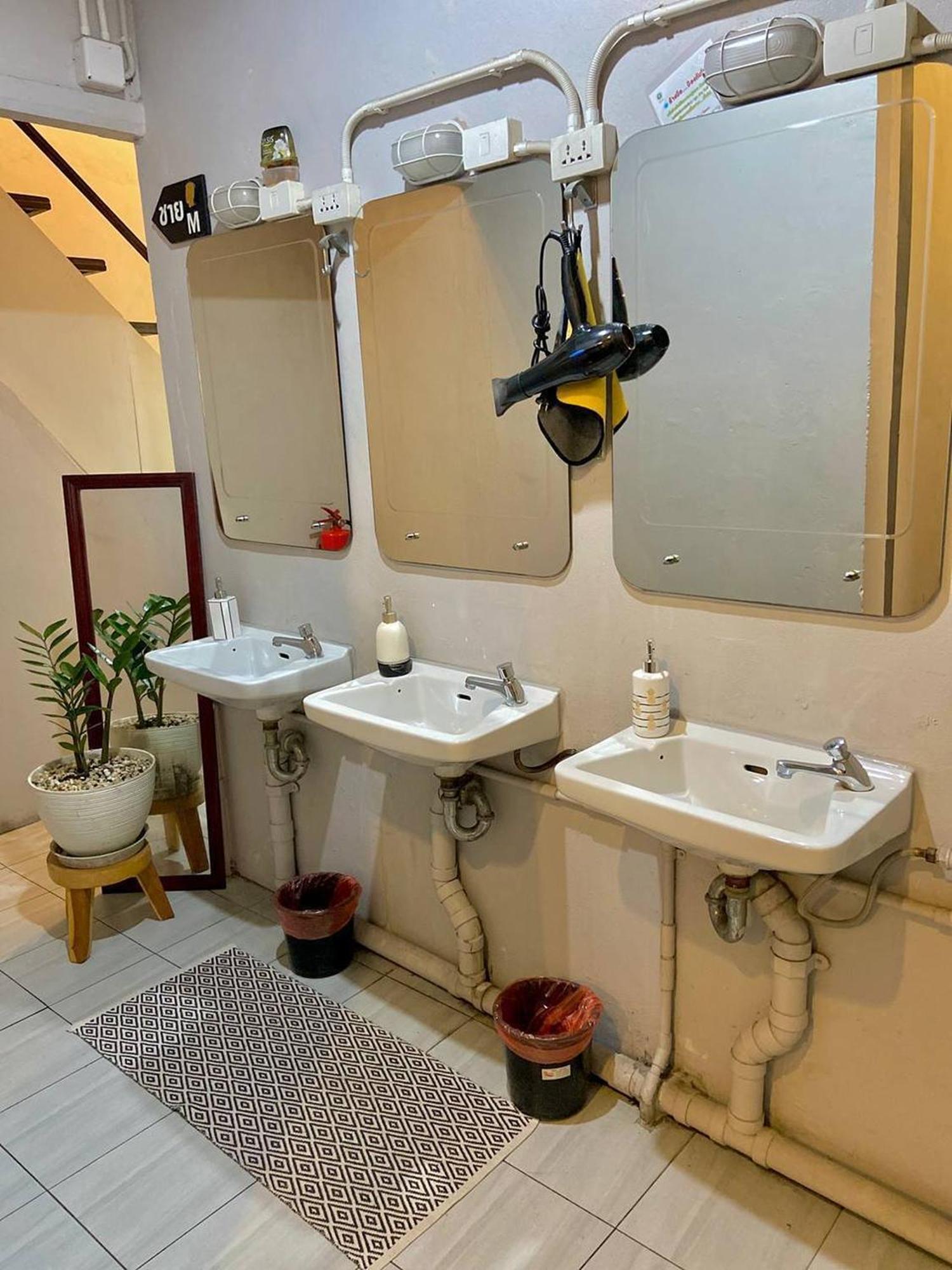 Albergue Lemon Siam Petchaburi Road *